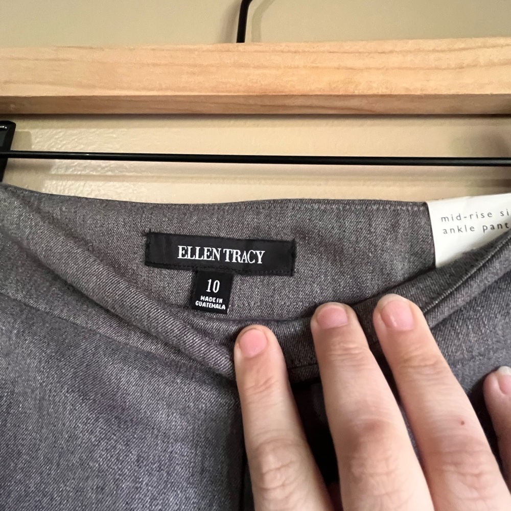 Ellen Tracy Mid Rise Ankle Pants - Picture 3 of 7